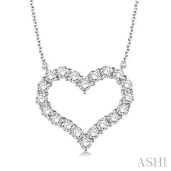 1/2 Ctw Round Cut Diamond Heart Pendant With Chain in 14K white Gold 1/2 Ctw Round Cut Diamond Heart Pendant With Chain in 14K white Gold