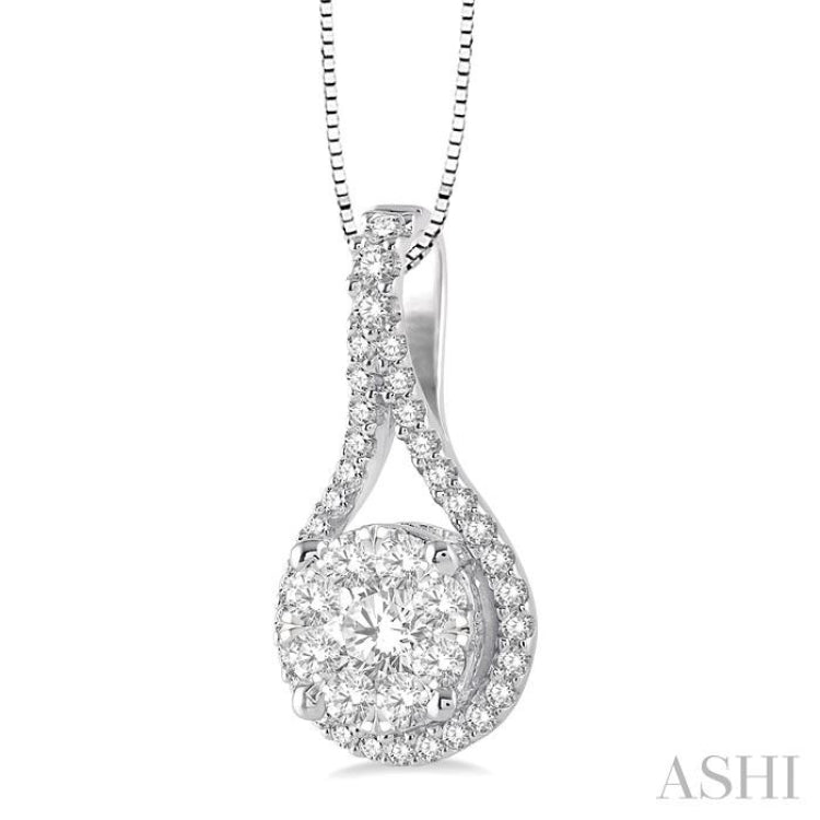 5/8 Ctw Lovebright Round Cut Diamond Pendant in 14K White Gold with Chain 5/8 Ctw Lovebright Round Cut Diamond Pendant in 14K White Gold with Chain