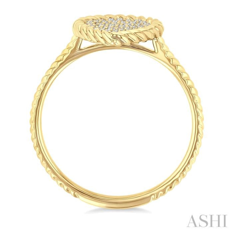 1/5 Ctw Pear Shape Rope Accent Round Cut Diamond Fashion Ring in 10K Yellow Gold 1/5 Ctw Pear Shape Rope Accent Round Cut Diamond Fashion Ring in 10K Yellow Gold