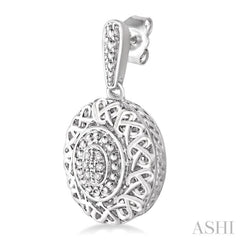 1/20 Ctw Single Cut Diamond Fashion Earrings in Sterling Silver 1/20 Ctw Single Cut Diamond Fashion Earrings in Sterling Silver