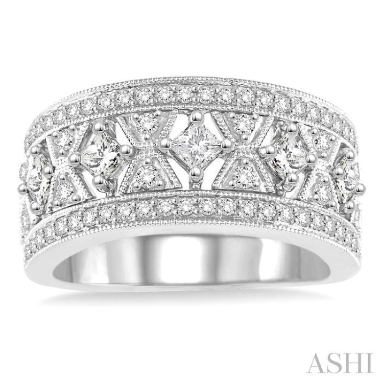 7/8 Ctw Diamond Fashion Band in 14K White Gold 7/8 Ctw Diamond Fashion Band in 14K White Gold