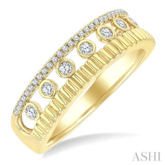 1/5 Ctw Bezel and Prong Set Round Cut Diamond Bold Fluted Fashion Ring in 10K Yellow Gold 1/5 Ctw Bezel and Prong Set Round Cut Diamond Bold Fluted Fashion Ring in 10K Yellow Gold