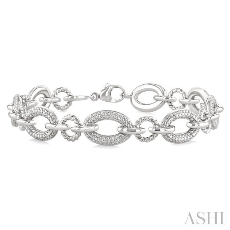 1/10 Ctw Single Cut Diamond Bold Oval Shape Rope Link Bracelet in Sterling Silver 1/10 Ctw Single Cut Diamond Bold Oval Shape Rope Link Bracelet in Sterling Silver