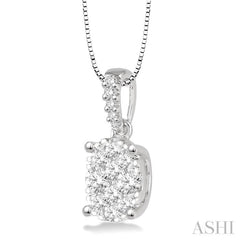 1/3 Ctw Oval Shape Diamond Lovebright Pendant in 14K White Gold with Chain 1/3 Ctw Oval Shape Diamond Lovebright Pendant in 14K White Gold with Chain