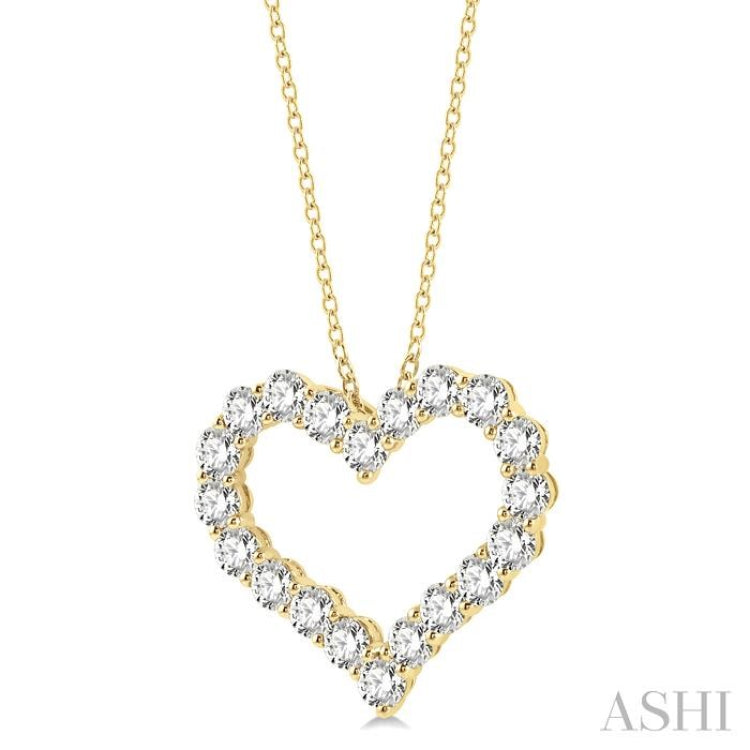 3 Ctw Heart Shape Round Cut Diamond Pendant With Chain in 14K Yellow Gold 3 Ctw Heart Shape Round Cut Diamond Pendant With Chain in 14K Yellow Gold