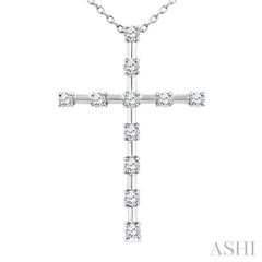 1/4 Ctw Round Cut Diamond Cross Pendant With Chain in 10K White Gold 1/4 Ctw Round Cut Diamond Cross Pendant With Chain in 10K White Gold