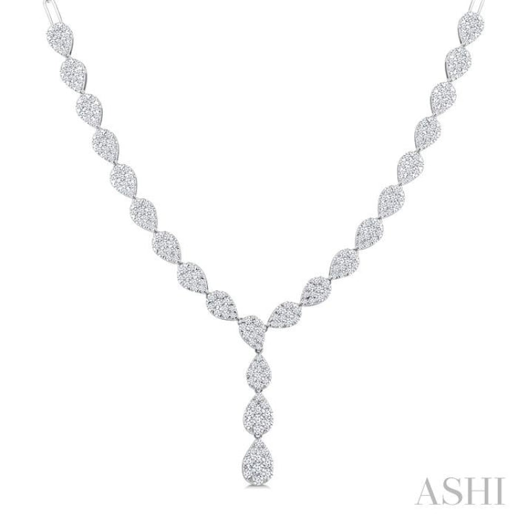 2 5/8 Ctw Lovebright Pear Shape Round Cut Diamond Fashion Necklace in 14K White Gold 2 5/8 Ctw Lovebright Pear Shape Round Cut Diamond Fashion Necklace in 14K White Gold
