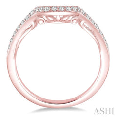1/4 Ctw Round Cut Diamond Wedding Band in 14K Rose Gold 1/4 Ctw Round Cut Diamond Wedding Band in 14K Rose Gold