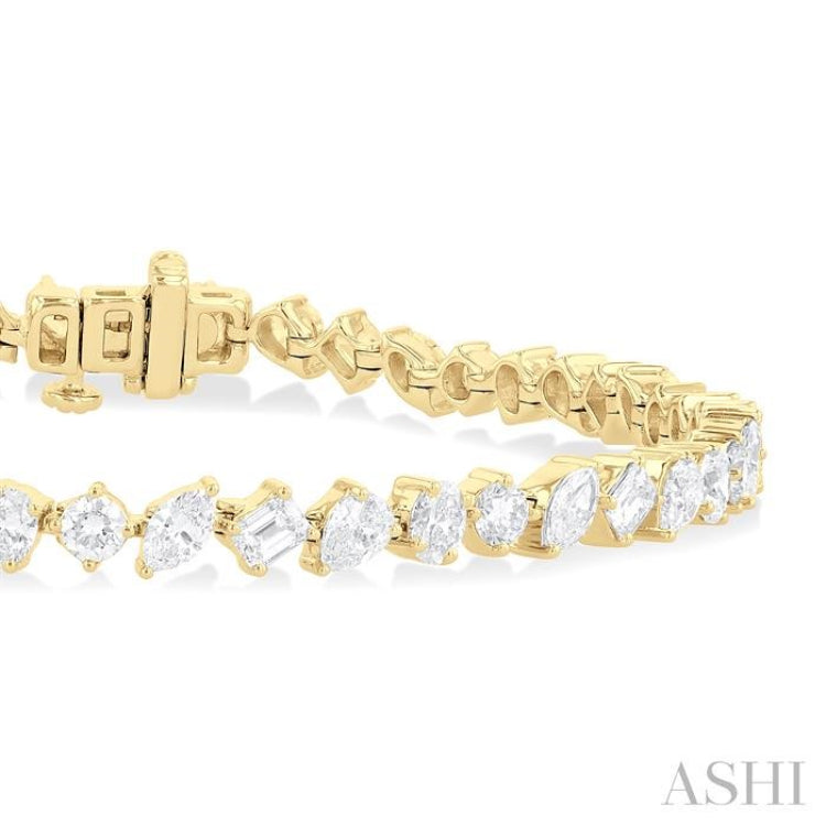 5 3/4 Ctw Mixed Shape Cut Diamond Fashion Bracelet in 14K Yellow Gold 5 3/4 Ctw Mixed Shape Cut Diamond Fashion Bracelet in 14K Yellow Gold