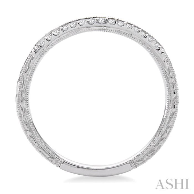 1/10 Ctw Round Cut Diamond Wedding Band in 14K White Gold 1/10 Ctw Round Cut Diamond Wedding Band in 14K White Gold
