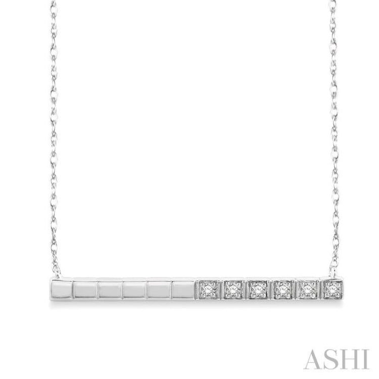 1/20 Ctw Round Cut Diamond Bar Pendant With Chain in 10K White Gold 1/20 Ctw Round Cut Diamond Bar Pendant With Chain in 10K White Gold