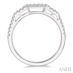 1/5 Ctw Curved Round Cut Diamond Wedding Band in 14K White Gold 1/5 Ctw Curved Round Cut Diamond Wedding Band in 14K White Gold