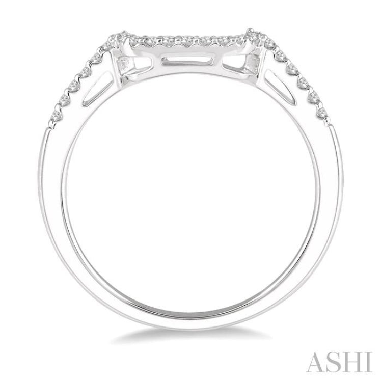 1/5 Ctw Round Cut Diamond Wedding Band in 14K White Gold 1/5 Ctw Round Cut Diamond Wedding Band in 14K White Gold