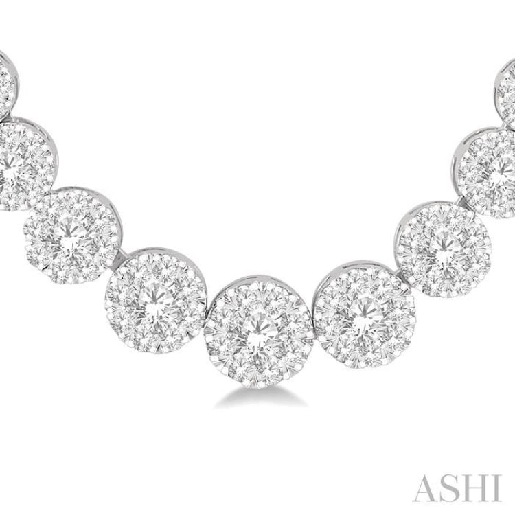 4 1/10 Ctw Round Cut Diamond Lovebright Necklace in 14K White Gold 4 1/10 Ctw Round Cut Diamond Lovebright Necklace in 14K White Gold