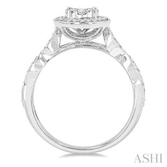 1/2 Ctw Oval Mount Criss Cross Shank Lovebright Round Cut Diamond Engagement Ring in 14K White Gold 1/2 Ctw Oval Mount Criss Cross Shank Lovebright Round Cut Diamond Engagement Ring in 14K White Gold
