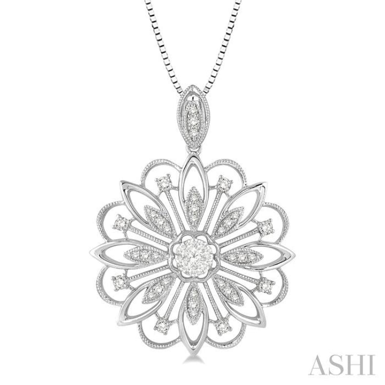 1/3 Ctw Floral Lattice Lovebright Round Cut Diamond Pendant With Chain in 14K White Gold 1/3 Ctw Floral Lattice Lovebright Round Cut Diamond Pendant With Chain in 14K White Gold