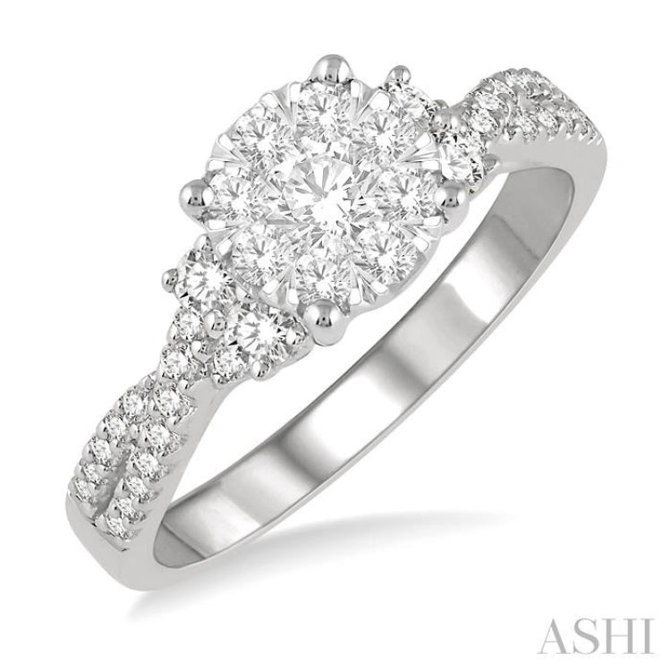 3/4 Ctw Crossed Split Shank Lovebright Diamond Cluster Ring in 14K White Gold 3/4 Ctw Crossed Split Shank Lovebright Diamond Cluster Ring in 14K White Gold