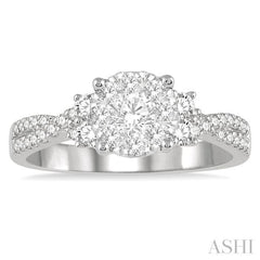 3/4 Ctw Crossed Split Shank Lovebright Diamond Cluster Ring in 14K White Gold 3/4 Ctw Crossed Split Shank Lovebright Diamond Cluster Ring in 14K White Gold