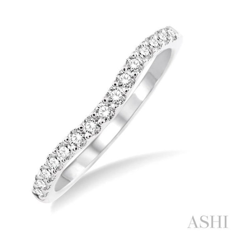 1/4 Ctw Round Cut Diamond Wedding Band in 14K White Gold 1/4 Ctw Round Cut Diamond Wedding Band in 14K White Gold