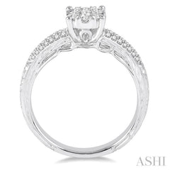 1/2 Ctw Round Cut Diamond Lovebright Engagement Ring in 14K White Gold 1/2 Ctw Round Cut Diamond Lovebright Engagement Ring in 14K White Gold