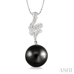 10 MM Black Cultured Pearl and 1/8 Ctw Round Cut Diamond Pendant in 14K White Gold with Chain 10 MM Black Cultured Pearl and 1/8 Ctw Round Cut Diamond Pendant in 14K White Gold with Chain