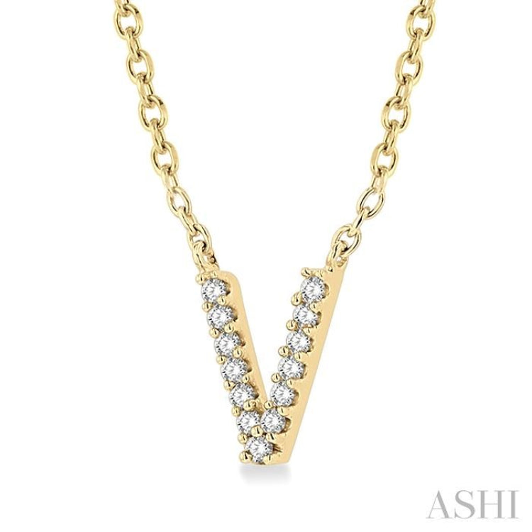 1/20 Ctw Initial 'V' Round Cut Diamond Pendant With Chain in 14K Yellow Gold 1/20 Ctw Initial 'V' Round Cut Diamond Pendant With Chain in 14K Yellow Gold