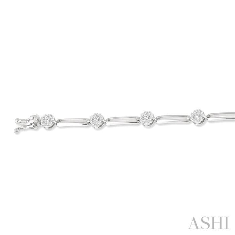 1 1/5 Ctw Lovebright Round Cut Diamond Paperclip Link Bracelet in 14K White Gold 1 1/5 Ctw Lovebright Round Cut Diamond Paperclip Link Bracelet in 14K White Gold