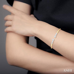 3/4 Ctw Round Cut Lovebright Diamond Open Cuff Bangle in 14K Yellow and White Gold 3/4 Ctw Round Cut Lovebright Diamond Open Cuff Bangle in 14K Yellow and White Gold