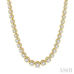3 Ctw Round Cut Diamond Illusion Necklace in 14K Yellow Gold 3 Ctw Round Cut Diamond Illusion Necklace in 14K Yellow Gold