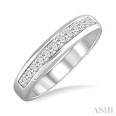 1/4 Ctw Princess Cut Diamond Wedding Band in 14K White Gold