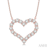 3/4 Ctw Round Cut Diamond Heart Pendant With Chain in 14K Rose Gold
