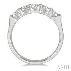 Diamond Wedding Bands  -  Women' Diamond Wedding Bands  -  Women'
