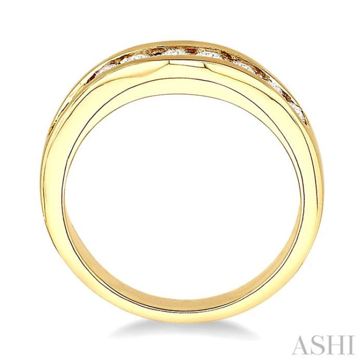 1/2 Ctw Round Cut Diamond Matching Wedding Band in 14K Yellow Gold 1/2 Ctw Round Cut Diamond Matching Wedding Band in 14K Yellow Gold