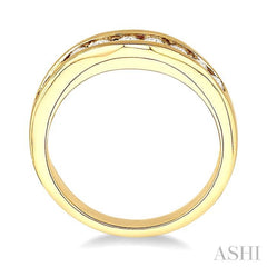 1/2 Ctw Round Cut Diamond Matching Wedding Band in 14K Yellow Gold 1/2 Ctw Round Cut Diamond Matching Wedding Band in 14K Yellow Gold