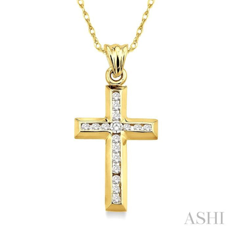 1/4 Ctw Round Cut Diamond Cross Pendant in 14K Yellow Gold with Chain 1/4 Ctw Round Cut Diamond Cross Pendant in 14K Yellow Gold with Chain
