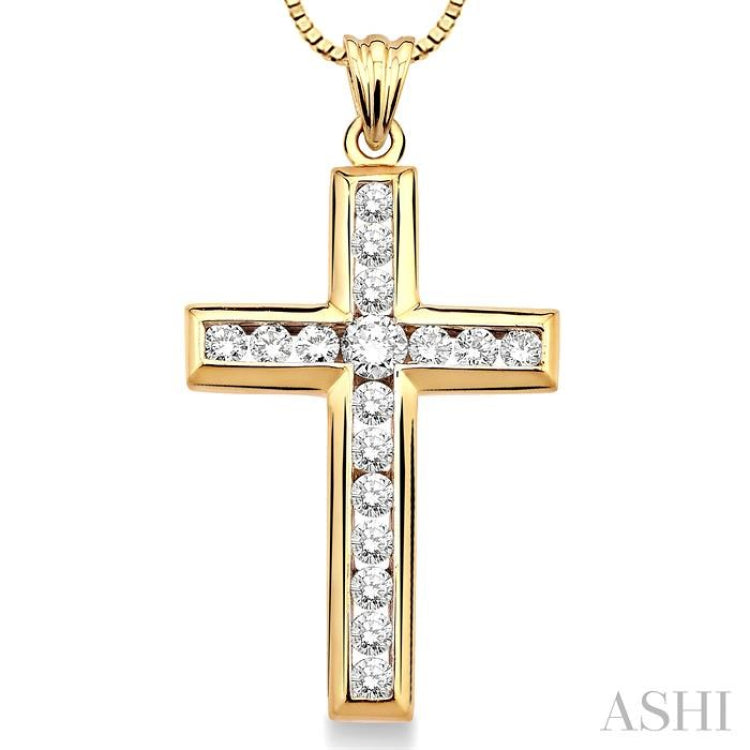 1 Ctw Round Cut Diamond Cross Pendant in 14K Yellow Gold with Chain 1 Ctw Round Cut Diamond Cross Pendant in 14K Yellow Gold with Chain