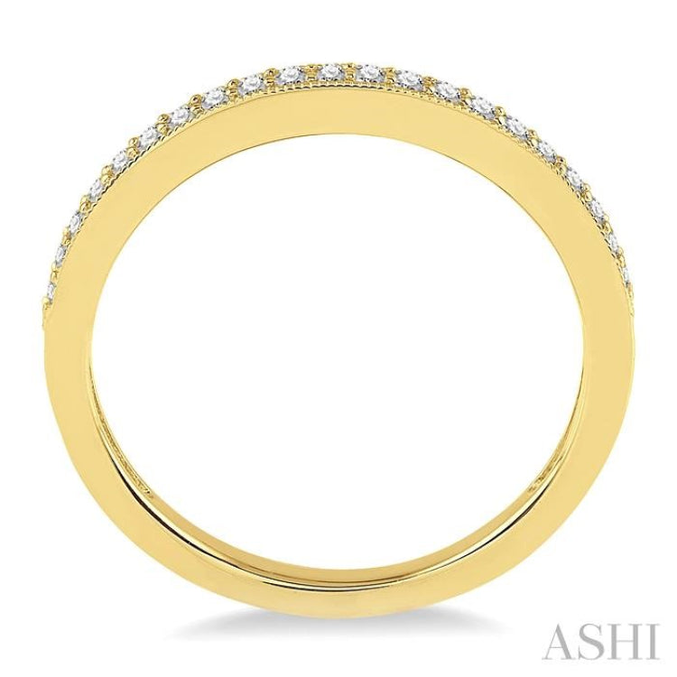 1/5 ctw Round Cut Diamond Wedding Band in 14K Yellow Gold 1/5 ctw Round Cut Diamond Wedding Band in 14K Yellow Gold
