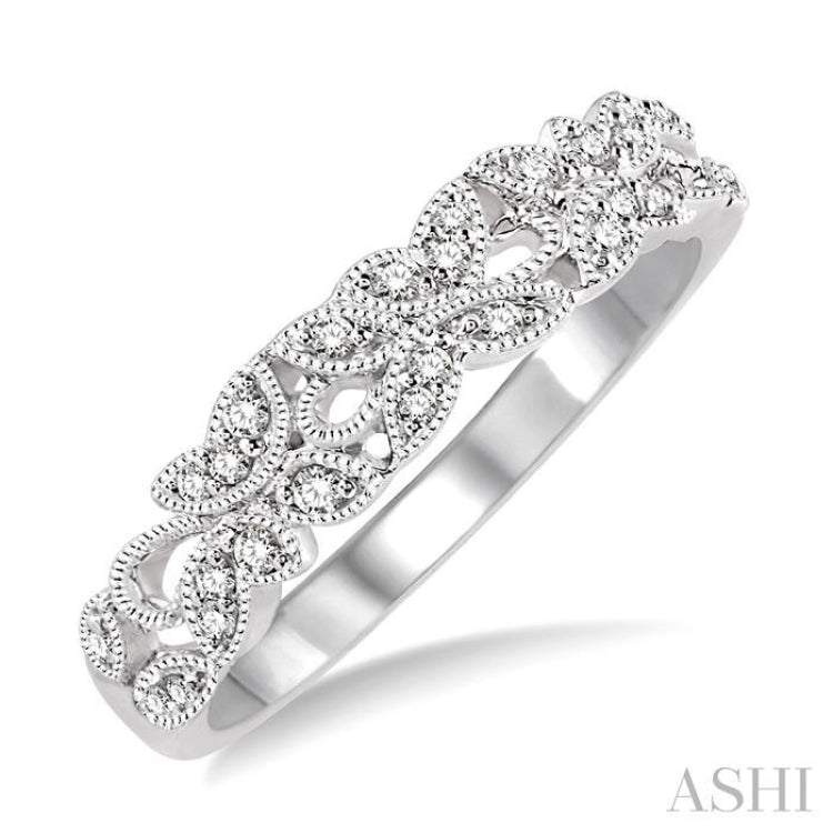 1/6 Ctw Round Cut Diamond Wedding Band in 14K White Gold 1/6 Ctw Round Cut Diamond Wedding Band in 14K White Gold