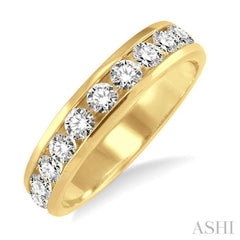 1/2 Ctw Round Cut Diamond Wedding Band in 14K Yellow Gold 1/2 Ctw Round Cut Diamond Wedding Band in 14K Yellow Gold
