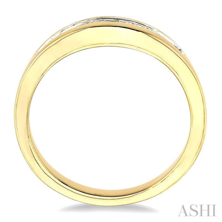 1/4 ctw Princess Cut Diamond Matching Wedding Band in 14K Yellow Gold 1/4 ctw Princess Cut Diamond Matching Wedding Band in 14K Yellow Gold