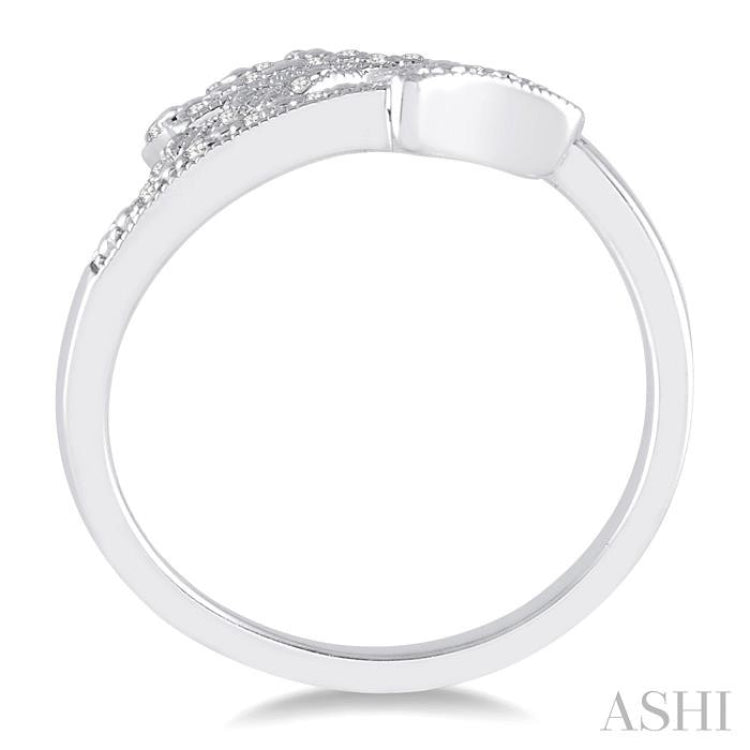 1/20 ctw Round Cut Diamond Arrow Ring in Sterling Silver 1/20 ctw Round Cut Diamond Arrow Ring in Sterling Silver