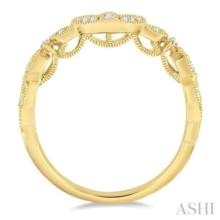 1/6 ctw Round Cut Diamond Wedding Band in 14K Yellow Gold 1/6 ctw Round Cut Diamond Wedding Band in 14K Yellow Gold