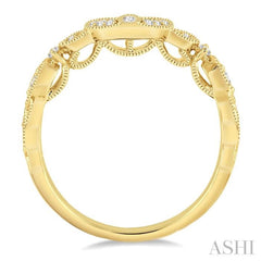 1/6 ctw Round Cut Diamond Wedding Band in 14K Yellow Gold 1/6 ctw Round Cut Diamond Wedding Band in 14K Yellow Gold