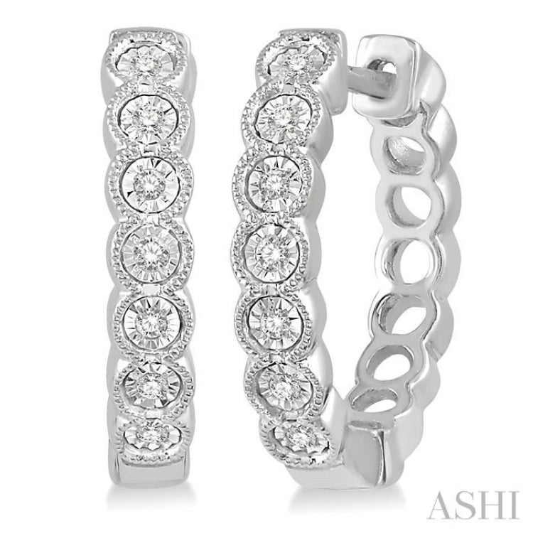 1/10 ctw Lattice Round Cut Diamond Hoop Earrings in 10K White Gold 1/10 ctw Lattice Round Cut Diamond Hoop Earrings in 10K White Gold