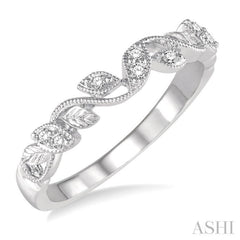 1/10 Ctw Leaf Motif Round Cut Diamond Wedding Band in 14K White Gold 1/10 Ctw Leaf Motif Round Cut Diamond Wedding Band in 14K White Gold