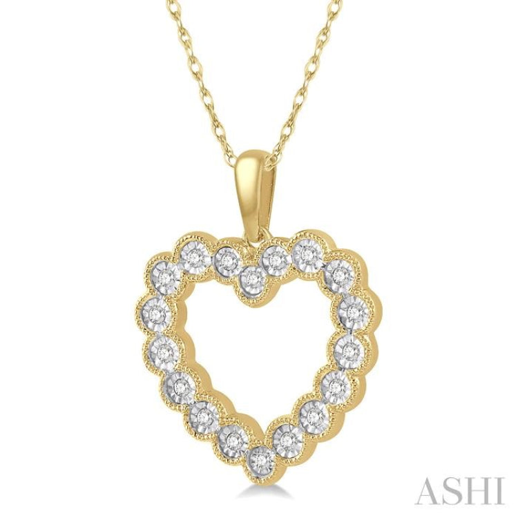 1/8 Ctw Heart Charm Round Cut Diamond Pendant With Link Chain in 10K Yellow Gold 1/8 Ctw Heart Charm Round Cut Diamond Pendant With Link Chain in 10K Yellow Gold