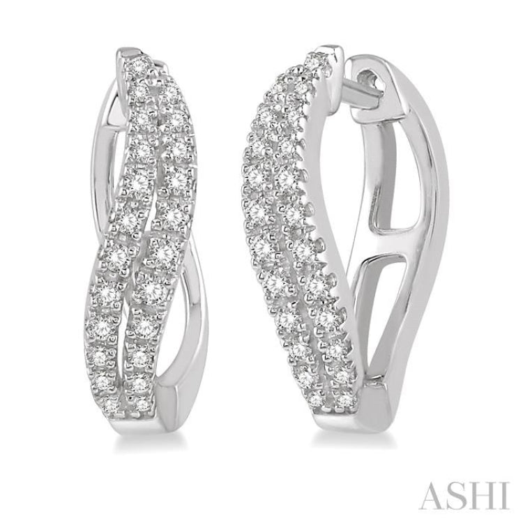 1/4 ctw Curved Leaf Round Cut Diamond Hoop Earrings in 10K White Gold 1/4 ctw Curved Leaf Round Cut Diamond Hoop Earrings in 10K White Gold