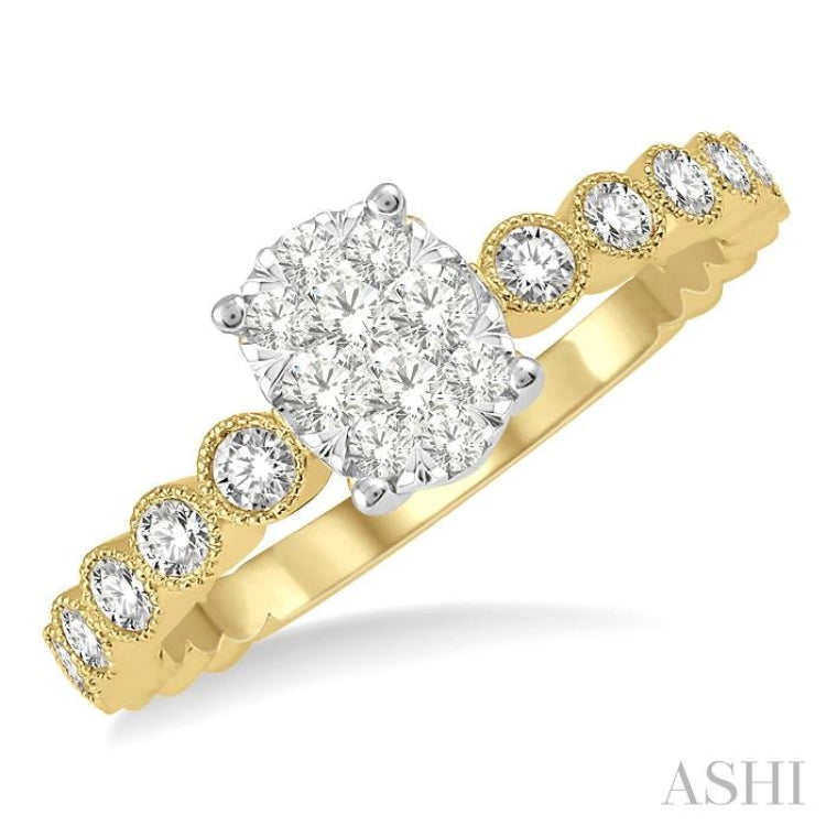 1/3 Ctw Oval Shape Lattice Shank Lovebright Diamond Cluster Ring in 14K Yellow and White Gold 1/3 Ctw Oval Shape Lattice Shank Lovebright Diamond Cluster Ring in 14K Yellow and White Gold