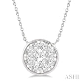 1/2 Ctw Round Shape Lovebright Diamond Pendant With Chain in 14K White Gold