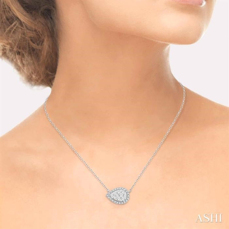 1/2 Ctw Pear Shape Round Cut Diamond Lovebright Pendant With Chain in 14K White Gold 1/2 Ctw Pear Shape Round Cut Diamond Lovebright Pendant With Chain in 14K White Gold